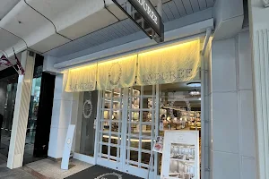 Ladurée Kyoto Shijo Store image