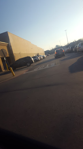 Donut Shop «Hurts Donut Company», reviews and photos, 746 Asp Ave, Norman, OK 73069, USA