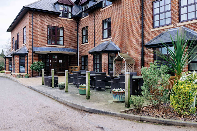 Barchester - Mulberry Court Care Home - Retirement home
