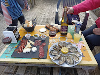 Plats et boissons du Bar-restaurant à huîtres La Cabane à Brem-sur-Mer - n°5