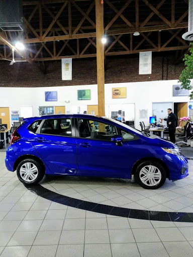 Honda Dealer «Honda of Oakland», reviews and photos, 3330 Broadway, Oakland, CA 94611, USA