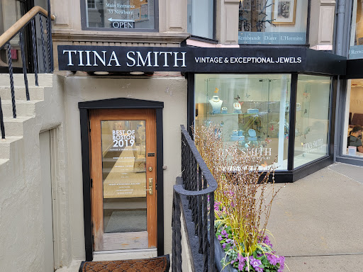 Tiina Smith Jewelry Gallery