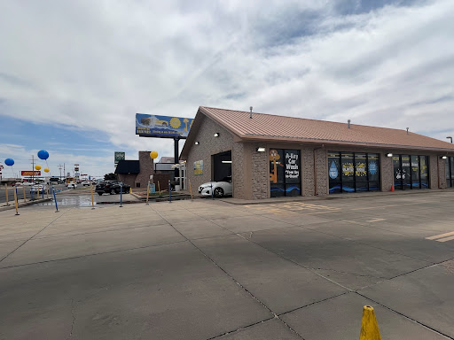 A-Key Car Wash en Clovis