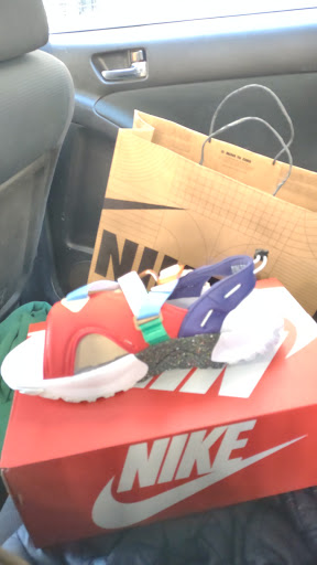 Clothing Store «Nike San Francisco», reviews and photos, 278 Post St, San Francisco, CA 94108, USA