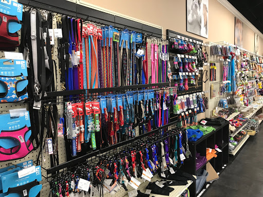 Pet Supply Store «Pet Pros Newcastle», reviews and photos, 6927 Coal Creek Pkwy SE, Newcastle, WA 98059, USA