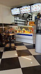 Photo n°9 de FOOD 9 à Saint-Cyr-l'École ()