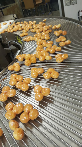 Coffee Shop «Krispy Kreme», reviews and photos, 1325 US-377, Roanoke, TX 76262, USA