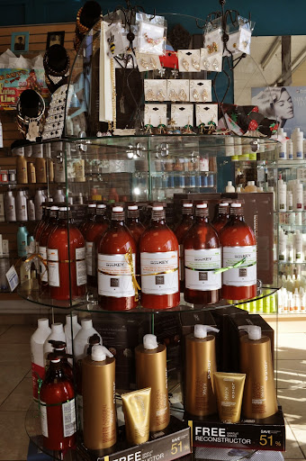 Beauty Supply Store «One Stop Beauty Supply & Salon», reviews and photos, 8945 Atlanta Ave, Huntington Beach, CA 94646, USA