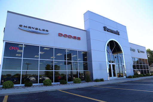 Jeep Dealer «Summit Automotive Chrysler Dodge Jeep Ram», reviews and photos, 815 S Rolling Meadows Dr, Fond du Lac, WI 54937, USA
