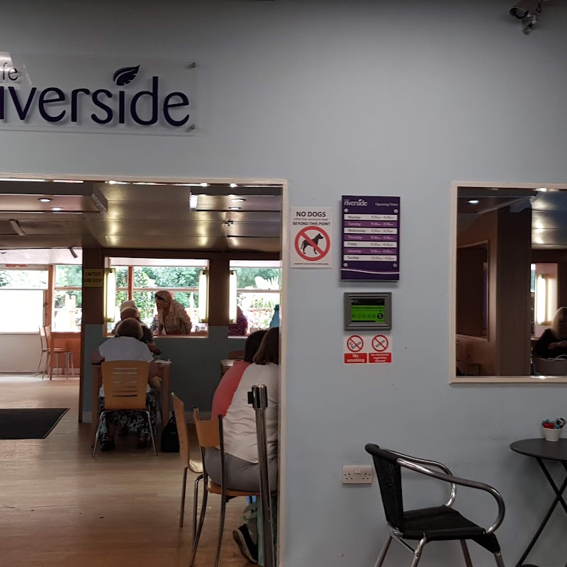 Cafe Riverside