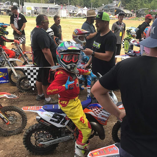 Motorcycle Repair Shop «1Up Motorsports», reviews and photos, 645 N 1st St, Dixon, CA 95620, USA