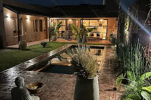 Tanah Host - Guest House image