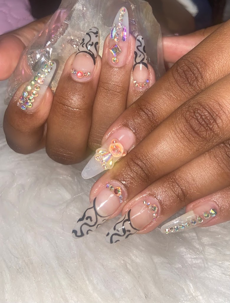 Blake’s Beauty Bar 21144