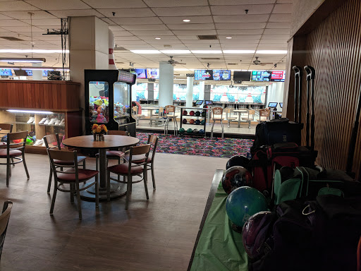 Bowling Alley «Peacekeeper Lanes Bowling», reviews and photos, 106 Peacekeeper Dr, Offutt AFB, NE 68113, USA