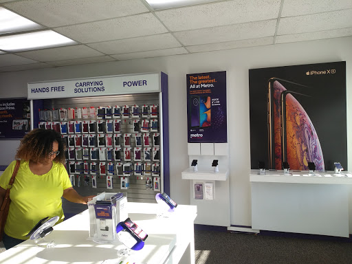 Cell Phone Store «MetroPCS Authorized Dealer MCSwireless», reviews and photos, 13507 Meridian E, Puyallup, WA 98373, USA