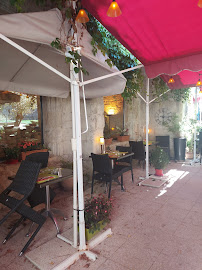 Atmosphère du Restaurant Jardin Des Arts à Arles - n°17