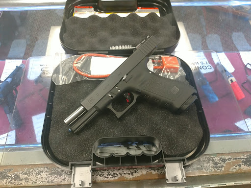 Gun Shop «GFR, LLC», reviews and photos, 207 Kings Hwy #103, Fredericksburg, VA 22405, USA