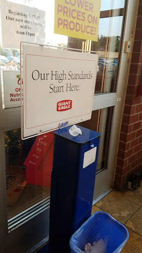 Supermarket «Giant Eagle Supermarket», reviews and photos, 2775 W Market St, Fairlawn, OH 44333, USA