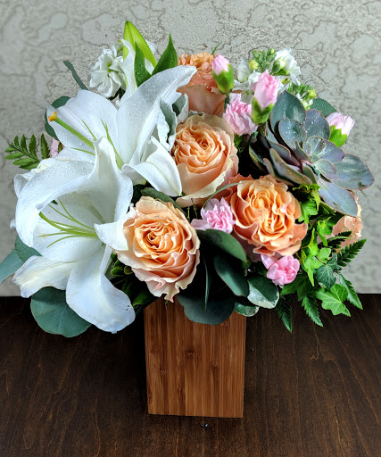 Florist «Ron & Alicia Robinson Florist», reviews and photos, 2110 Fullerton Rd, Rowland Heights, CA 91748, USA