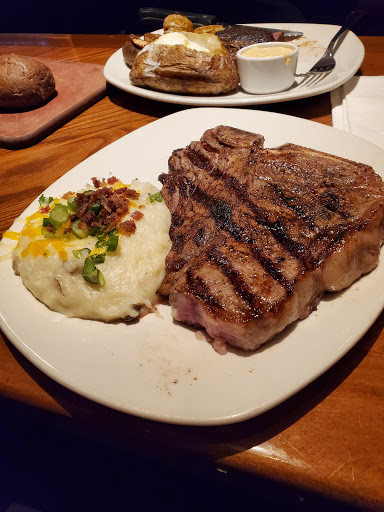 Shopping Mall «Sunrise Plaza Shopping Center», reviews and photos, 656 Wellwood Ave, Lindenhurst, NY 11757, USA