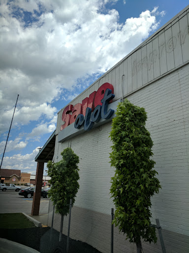 Grocery Store «Save-A-Lot», reviews and photos, 3333 Manchester Rd #1, Akron, OH 44319, USA