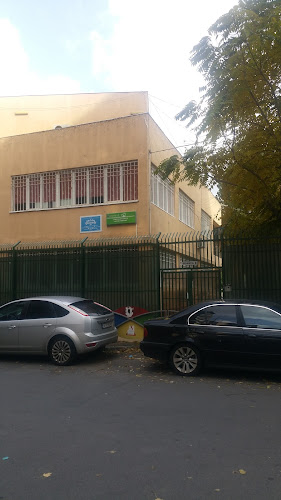 Școala Gimnazială Sfinții Voievozi - București