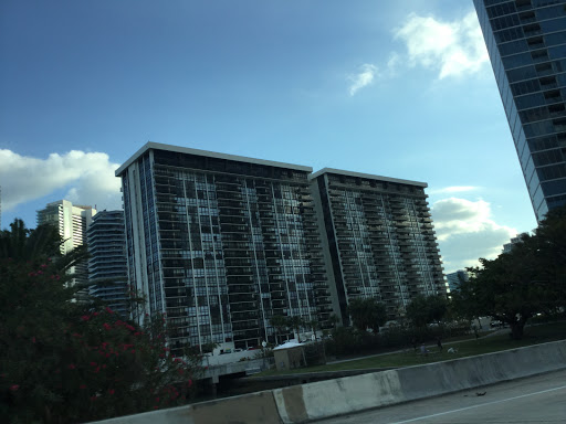 Community Center «Sunkist Grove Community Center», reviews and photos, 12500 NW 13th Ave, North Miami, FL 33167, USA