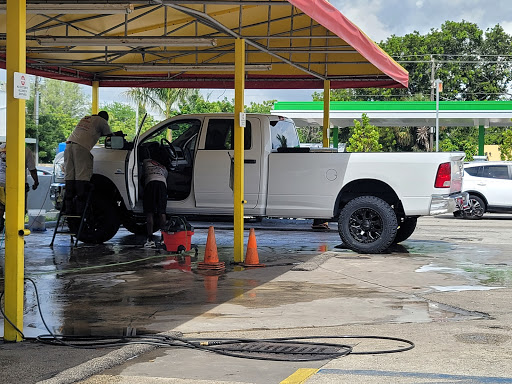D&C Highway Shell Hand Car Wash en Hollywood
