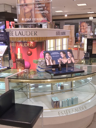 Shopping Mall «Santa Rosa Plaza», reviews and photos, 1071 Santa Rosa Plaza, Santa Rosa, CA 95401, USA