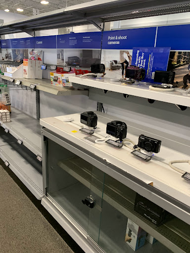 Electronics Store «Best Buy», reviews and photos, 1632 Stringtown Rd, Grove City, OH 43123, USA