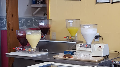 Donut Shop «Lewisburg Donut Shop», reviews and photos, 1523 Mooresville Hwy, Lewisburg, TN 37091, USA