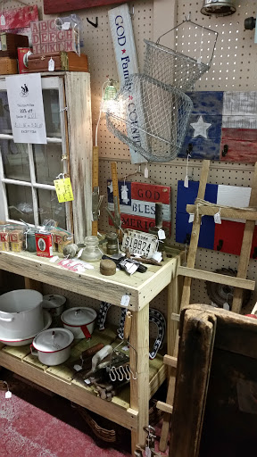 Antique Store «Craftiques Mall - Bandera Road», reviews and photos, 6751 Bandera Rd, San Antonio, TX 78238, USA