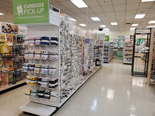 Fabric Store «Jo-Ann Fabrics and Crafts», reviews and photos, 10 Northwest Blvd, Nashua, NH 03063, USA