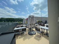 Atmosphère du LUNATIK - Restaurant à Saint-André-de-Corcy - n°3