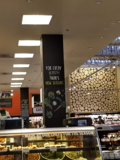 Grocery Store «New Seasons Market Slabtown», reviews and photos, 2170 NW Raleigh St, Portland, OR 97210, USA