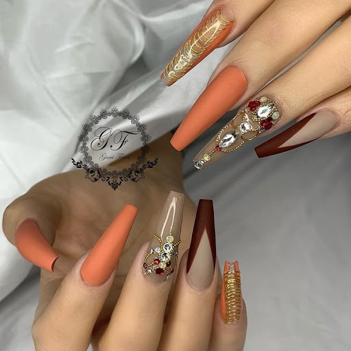 Nails in Moda