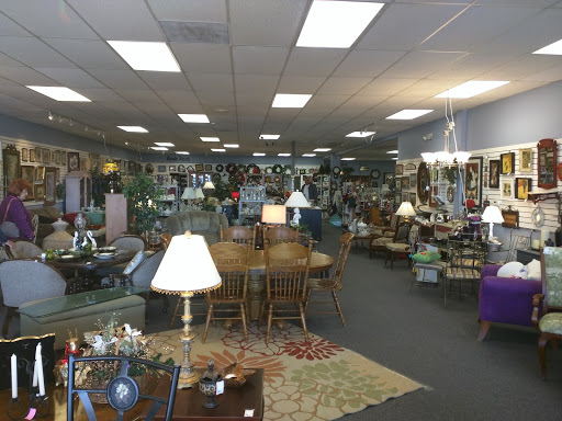 Consignment Shop «Twice New Consignments», reviews and photos, 1022 W Silver Lake Rd, Fenton, MI 48430, USA