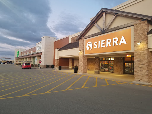 Sierra Trading Post, 95 Danada Square East, Wheaton, IL 60189, USA, 