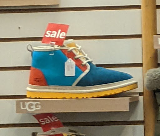 Shoe Store «Littles Shoes», reviews and photos, 5850 Forbes Ave, Pittsburgh, PA 15217, USA