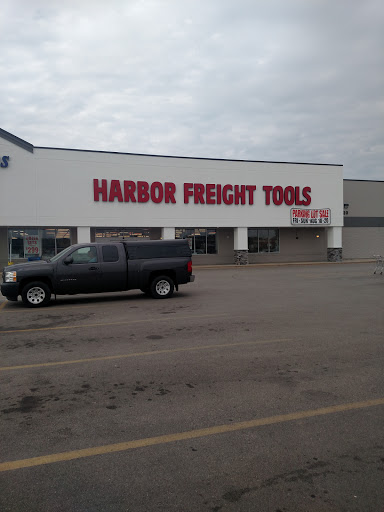 Hardware Store «Harbor Freight Tools», reviews and photos, 1700 E Sherman Blvd, Muskegon, MI 49444, USA