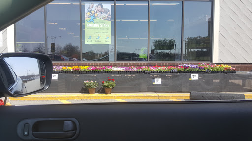 Grocery Store «Stop & Shop», reviews and photos, 155 Boston Post Rd, Waterford, CT 06385, USA