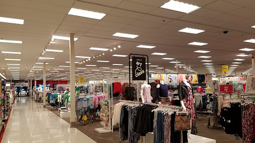 Department Store «Target», reviews and photos, 3101 Jefferson Davis Hwy, Alexandria, VA 22305, USA