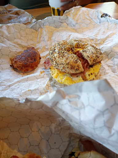 Coffee Shop «Caribou Coffee & Einstein Bros. Bagels», reviews and photos, 2080 W Northern Ave, Phoenix, AZ 85021, USA