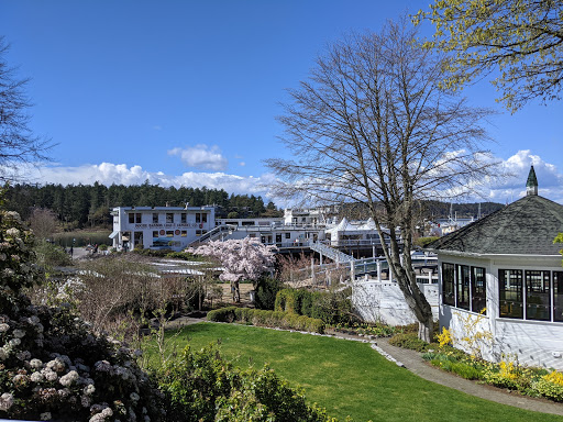 Grocery Store «Roche Harbor Grocery Store», reviews and photos, 248 Reuben Memorial Dr, Friday Harbor, WA 98250, USA