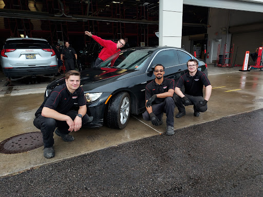 Tire Shop «Discount Tire Store - Ann Arbor, MI», reviews and photos, 5240 Jackson Rd, Ann Arbor, MI 48103, USA