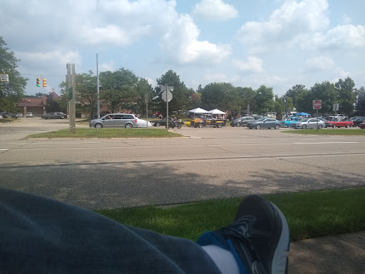 Coffee Shop «Starbucks», reviews and photos, 42825 Woodward Ave, Bloomfield Hills, MI 48304, USA