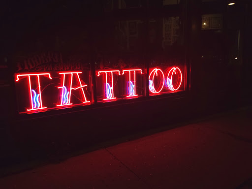 Tattoo Shop «7th Street Tattoo», reviews and photos, 961 7th St W, St Paul, MN 55102, USA