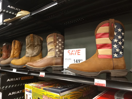 Outdoor Sports Store «Field & Stream», reviews and photos, 5215 Century Ave, Kalamazoo, MI 49006, USA