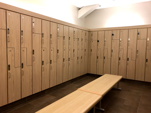 Gym «Equinox Woodland Hills», reviews and photos, 21530 Oxnard St, Woodland Hills, CA 91367, USA