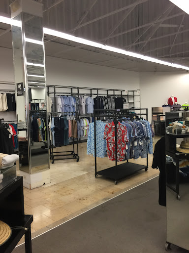 Department Store «Nordstrom Rack Downtown DC», reviews and photos, 1800 L St NW, Washington, DC 20036, USA